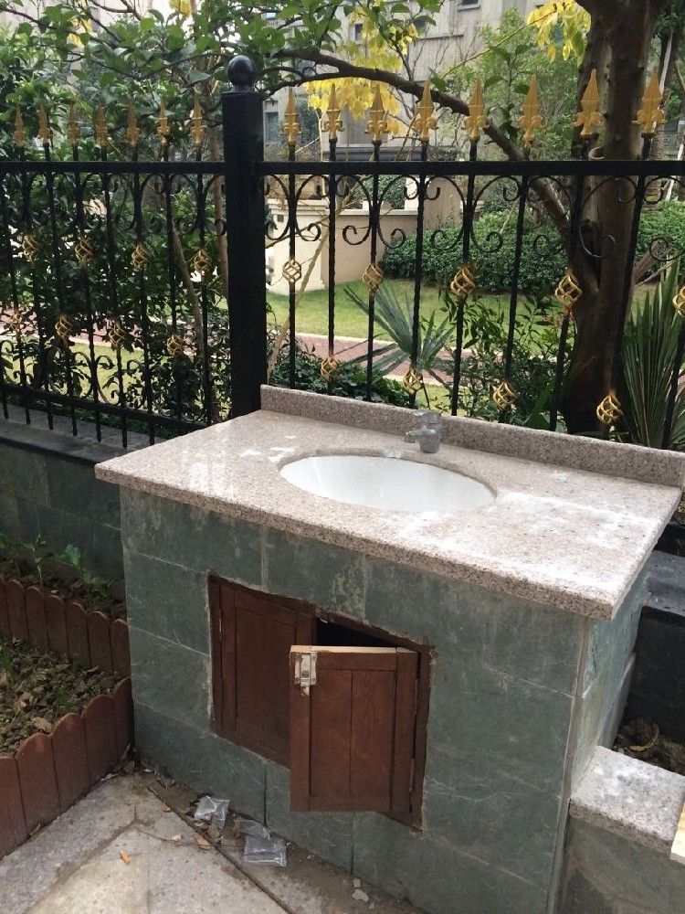 园林景观设计要注重生态平衡的维护选用本土植物镌汰水资源消耗增进生物多样性实现可一连生长